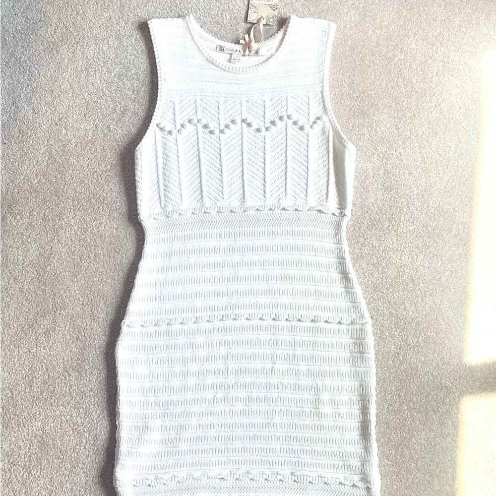 Chelsea $ Violet Crocheting Sleeveless Dress Junior Sz L